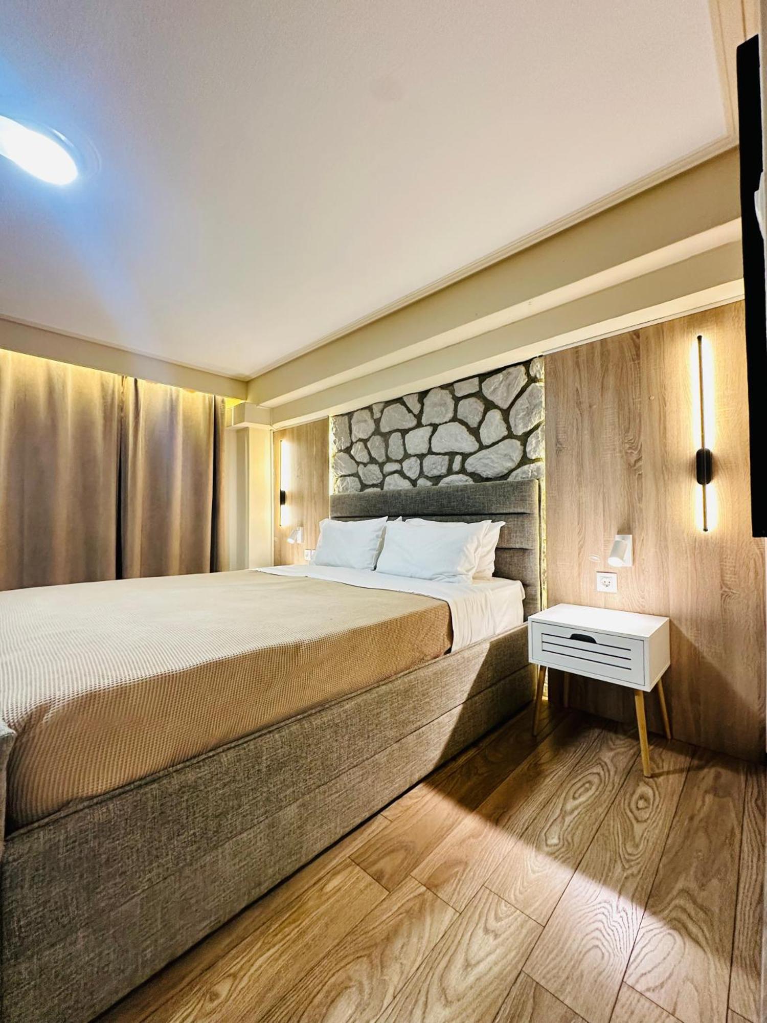 Kondoulis Apartment 2 Калампака Екстериор снимка